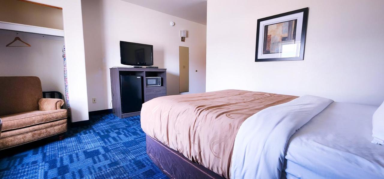 Motel - Airport